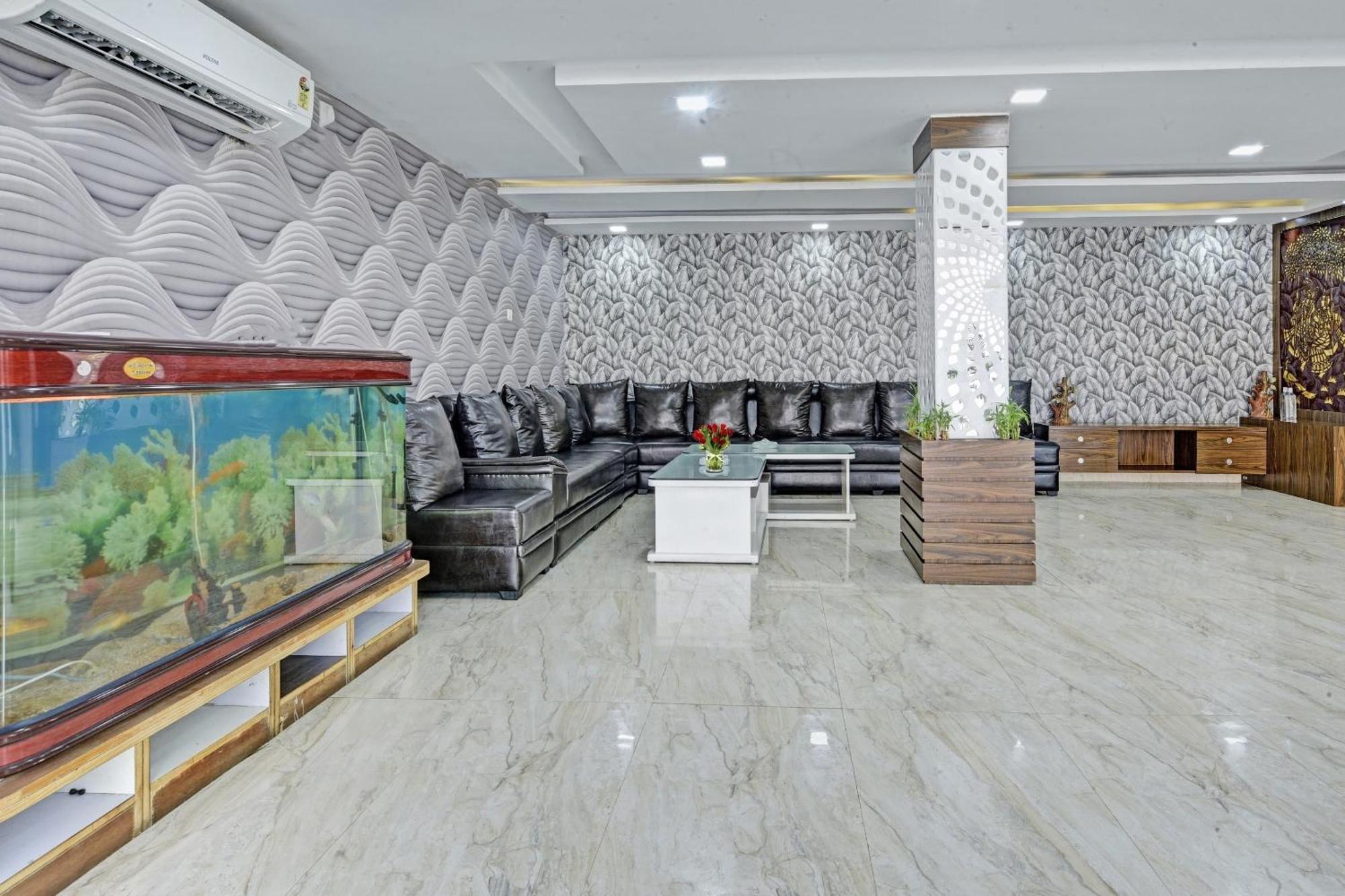 Hotel O Jagat Palace Ранчи Экстерьер фото